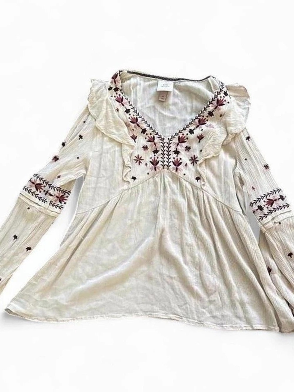 Knox Rose Embroidered Ruffle Blouse in White & Pink Size Medium